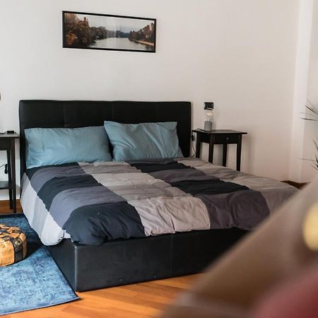 Orpheus Apartment Турин Екстер'єр фото